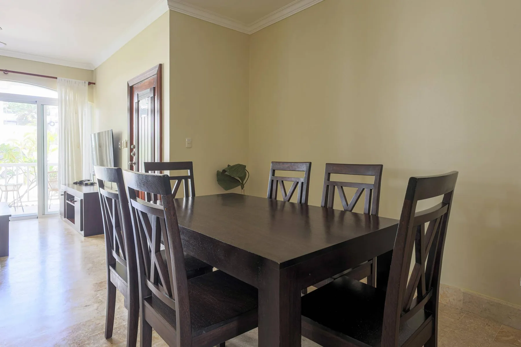 Beach Residency B2LO_200Mbps_Pool_Walk2Beach!
