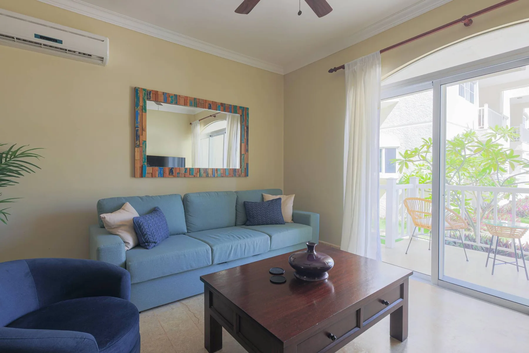Beach Residency B2LO_200Mbps_Pool_Walk2Beach!