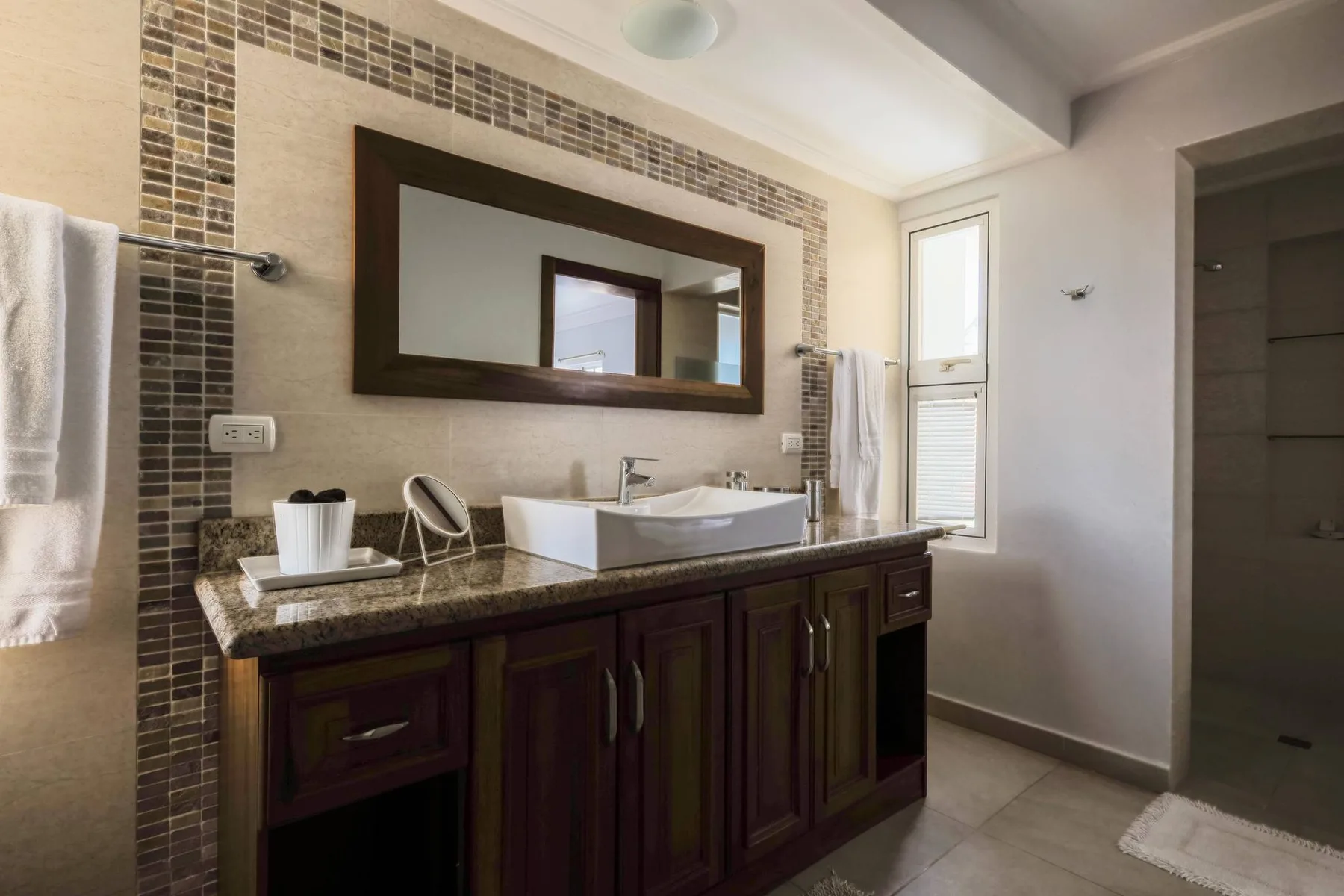 Estrella Del Mar H6LO_200Mbps_BBQ_Walk to Beach