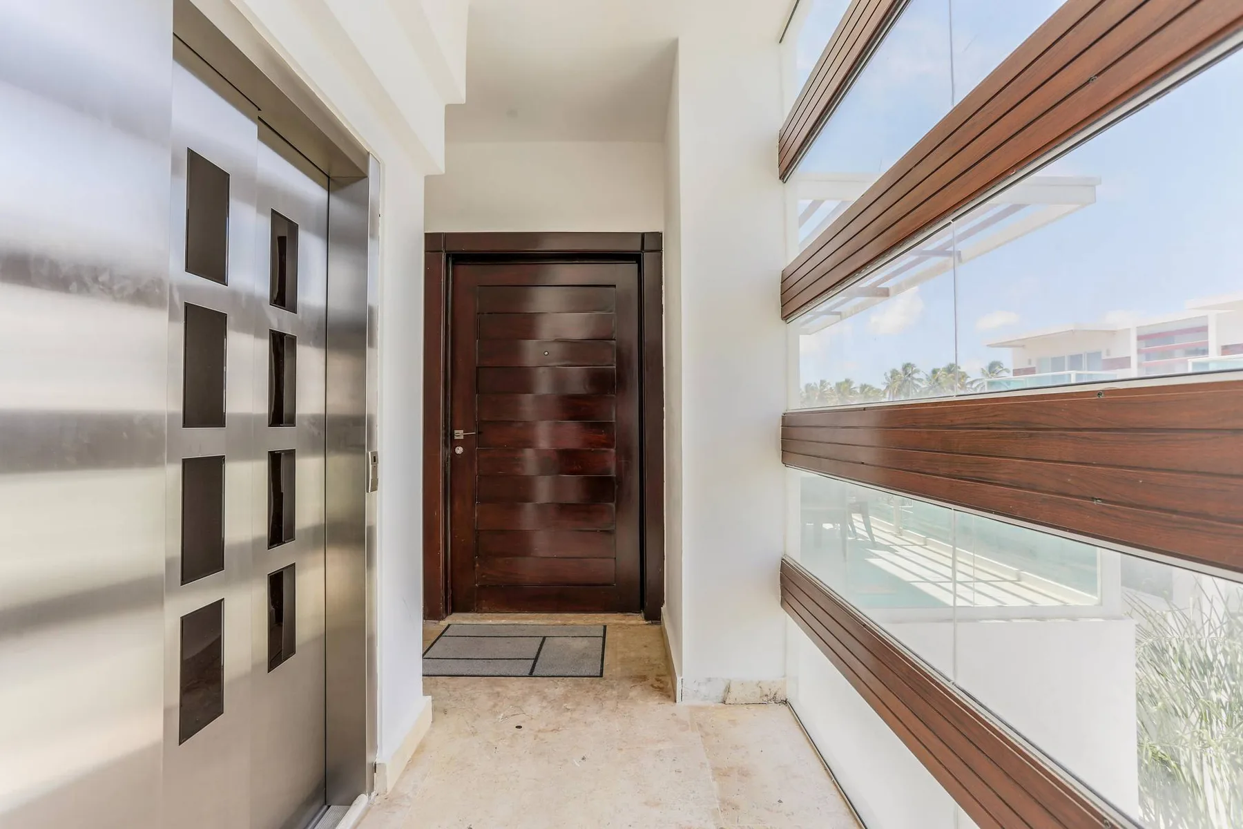 Costa Hermosa C302_200Mbps_Pool_BBQ_Walk to the Beach