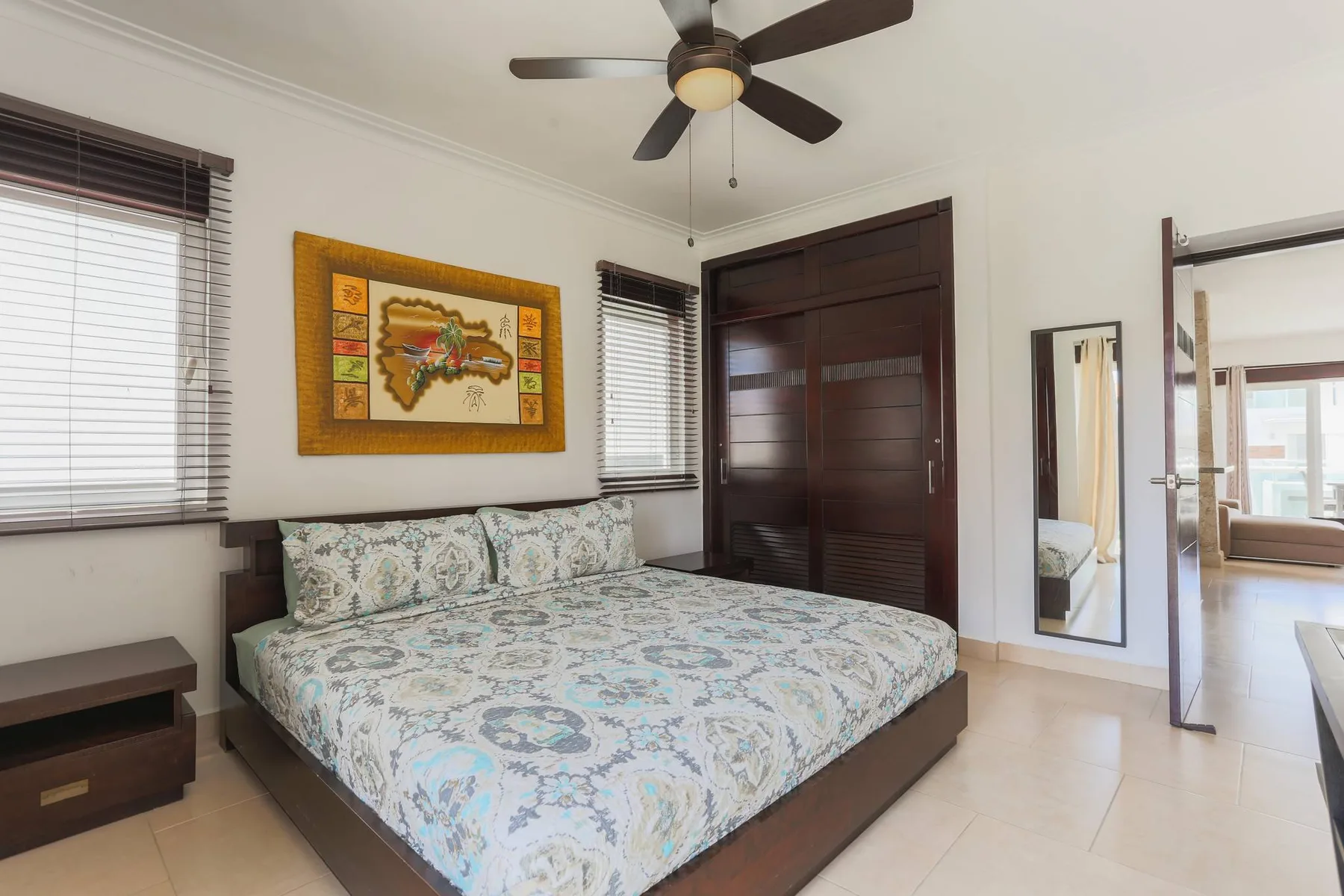 Costa Hermosa C302_200Mbps_Pool_BBQ_Walk to the Beach