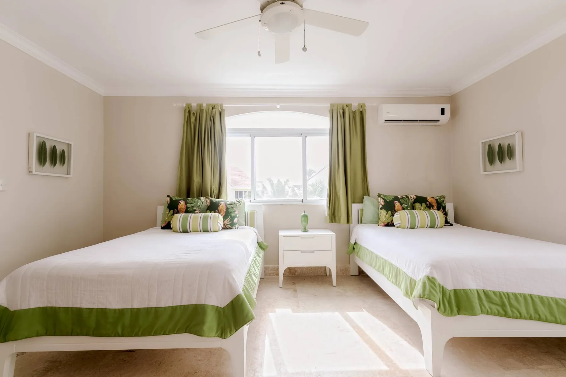 Beach Residency B6LO_200Mbps_RoofTop w/Oceanview_Pool
