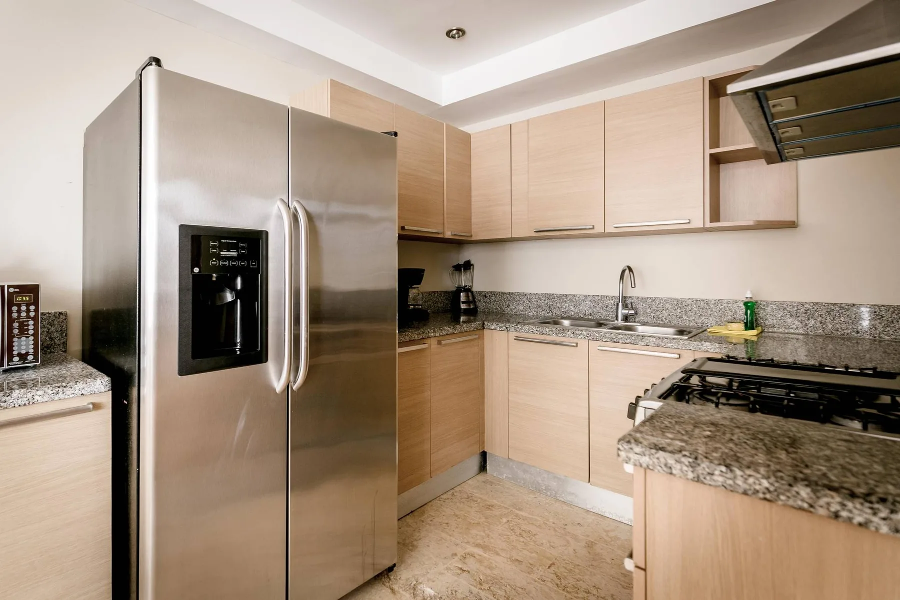 Beach Residency B6LO_200Mbps_RoofTop w/Oceanview_Pool