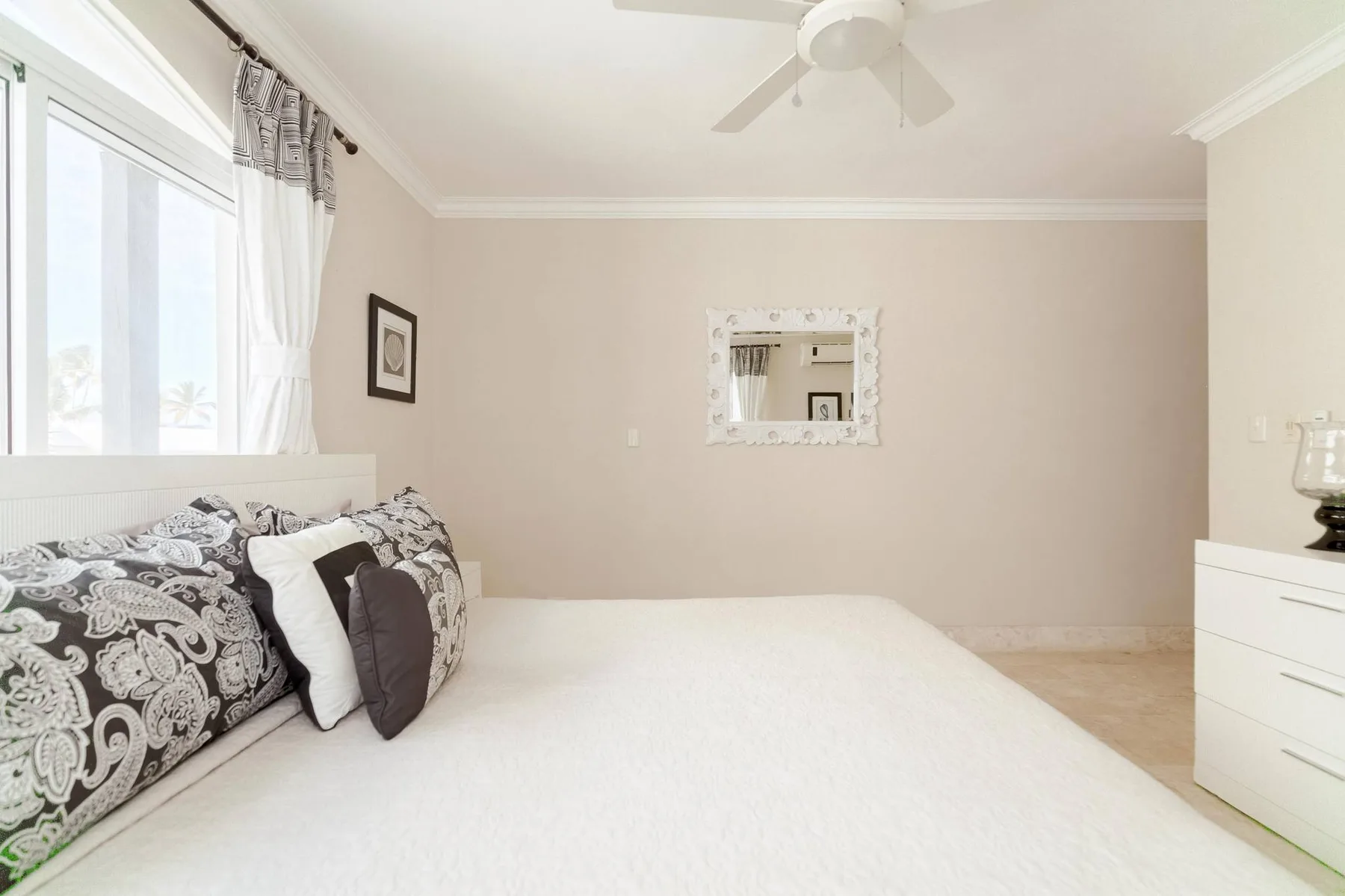 Beach Residency B6LO_200Mbps_RoofTop w/Oceanview_Pool