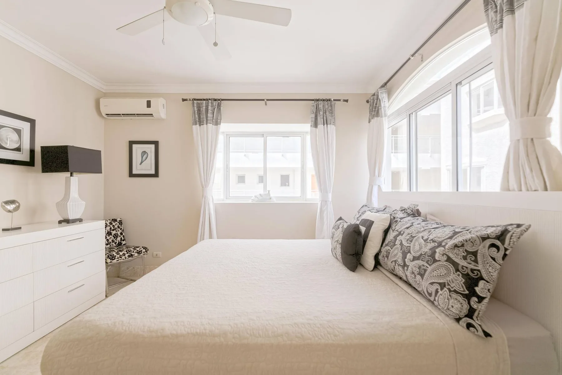 Beach Residency B6LO_200Mbps_RoofTop w/Oceanview_Pool