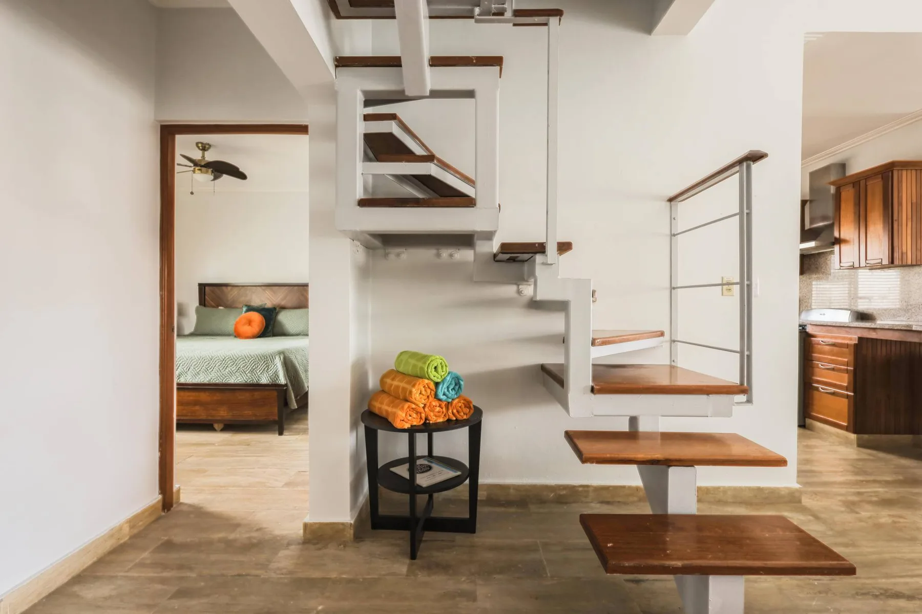 Corte Sea D302_200Mbps_Private RoofDeck_Walk2Beach