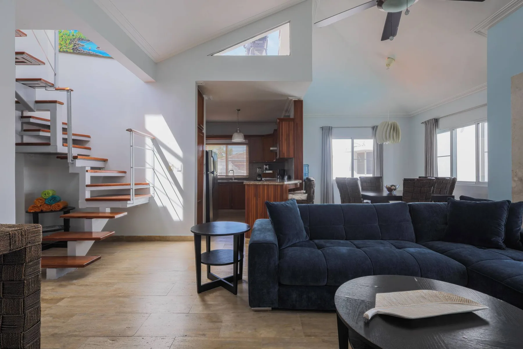 Corte Sea D302_200Mbps_Private RoofDeck_Walk2Beach