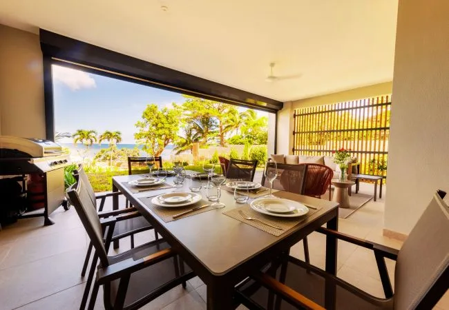 Beach & Mountain - Premium Apartment by Horizon Holidays
