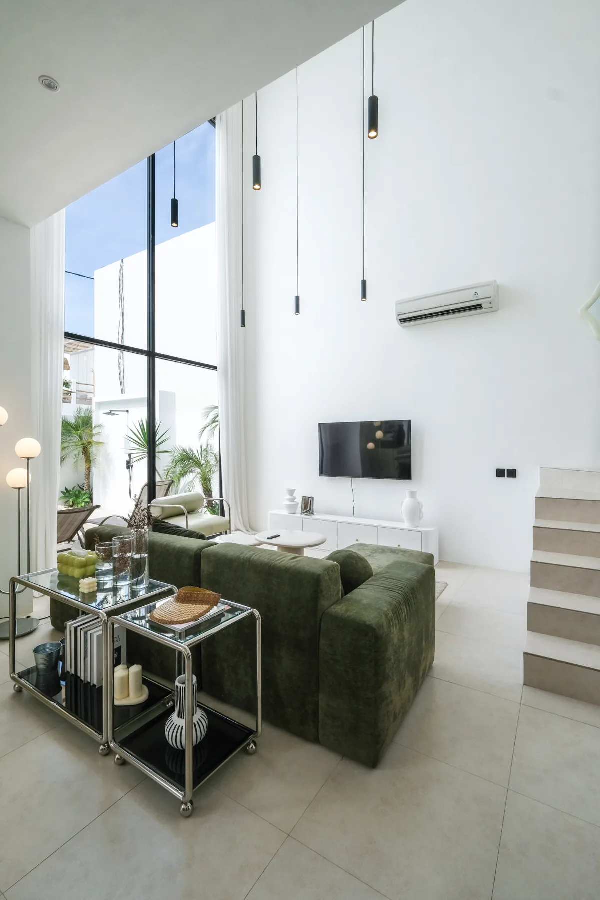 Limón & Cello Villa