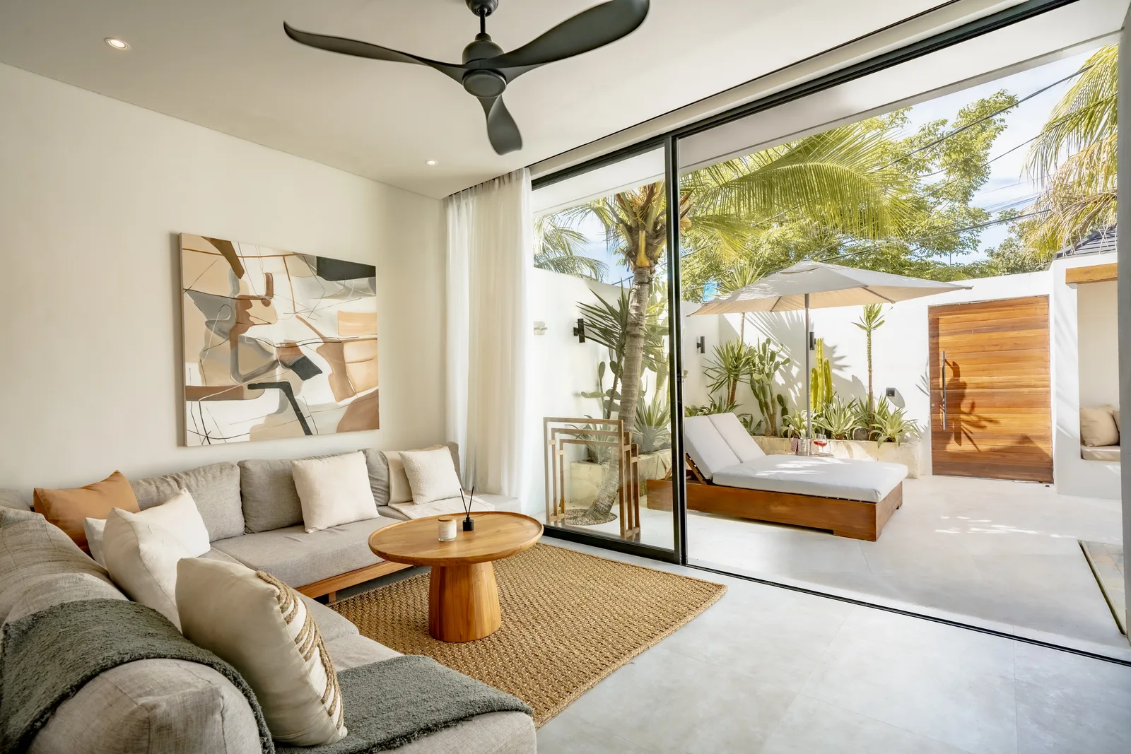 Kayu Lago Villa