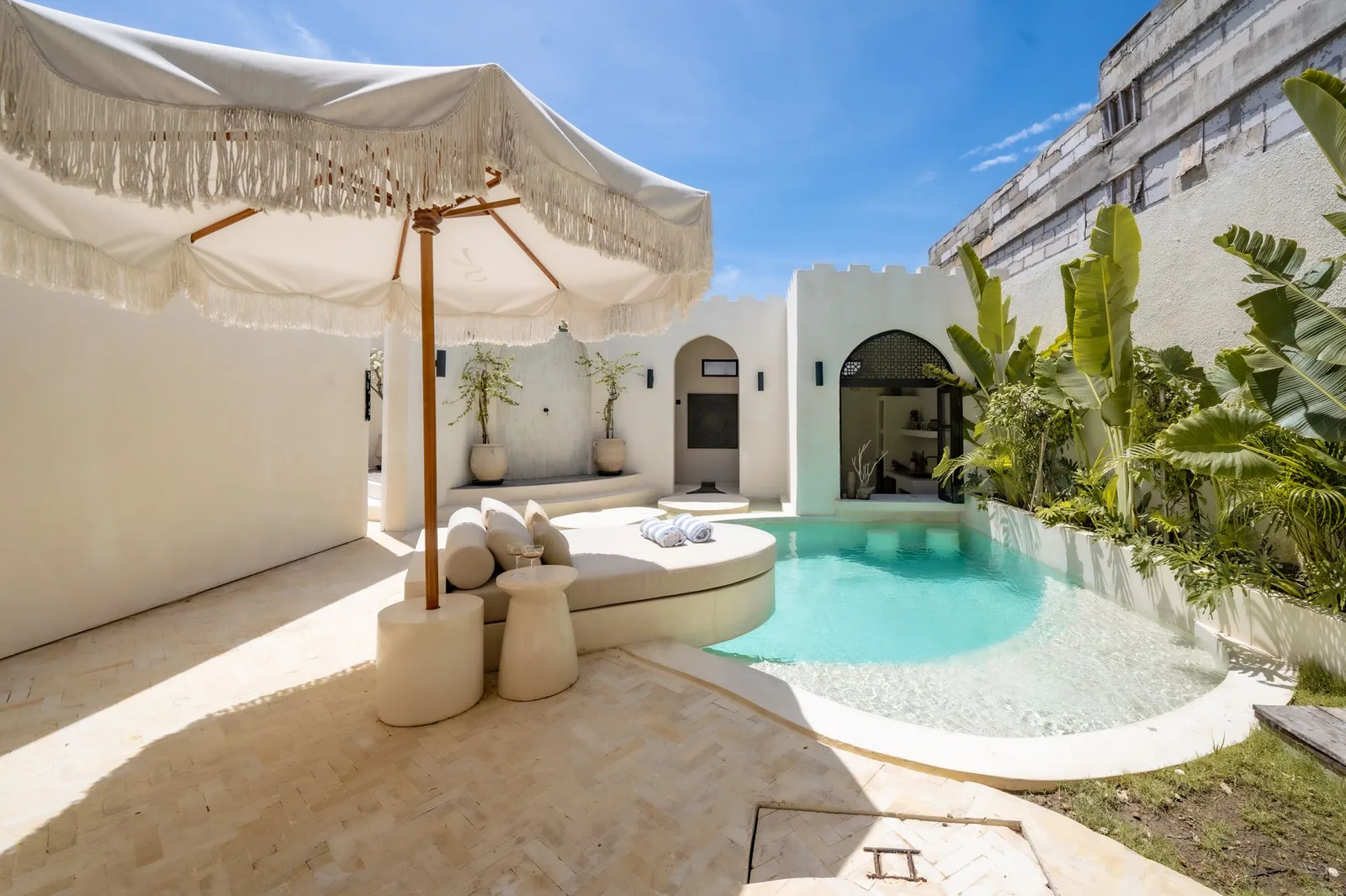 Savili Villas Nyang Nyang