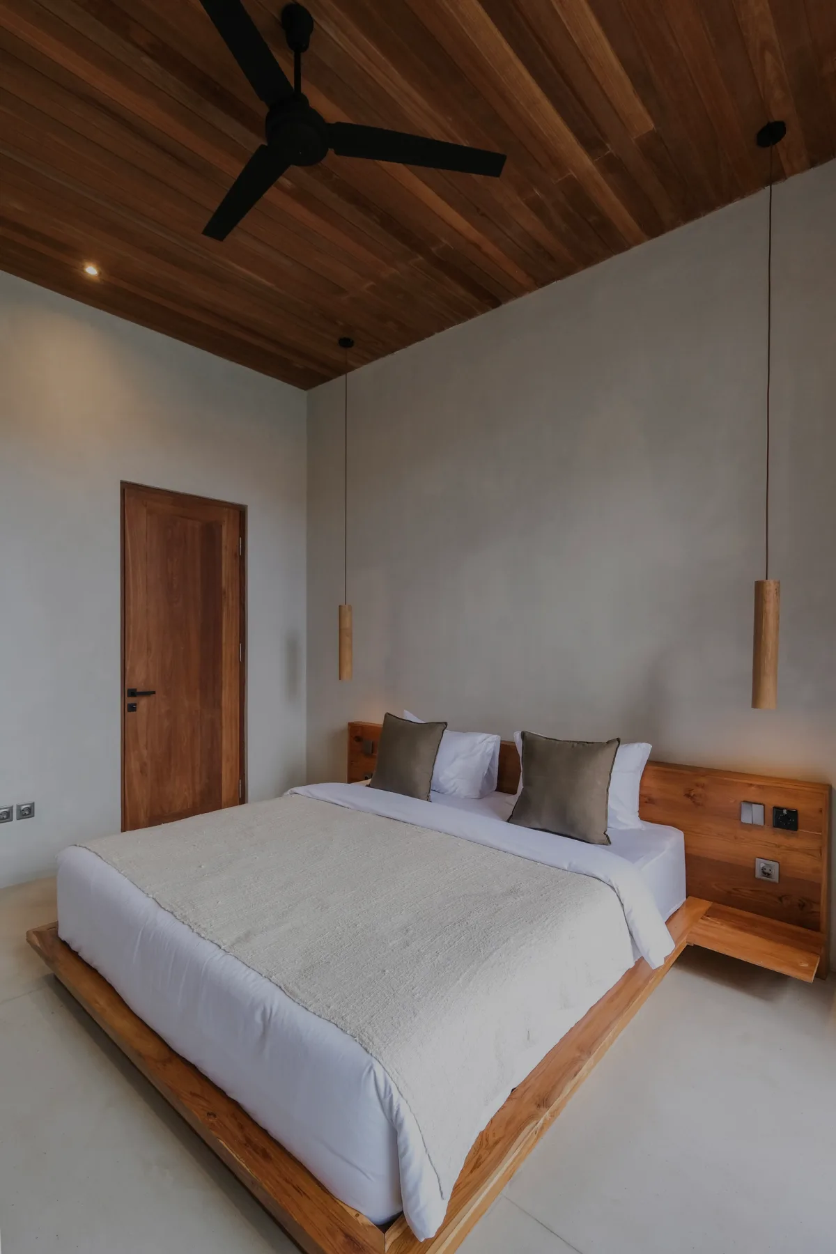 Mona Bingin