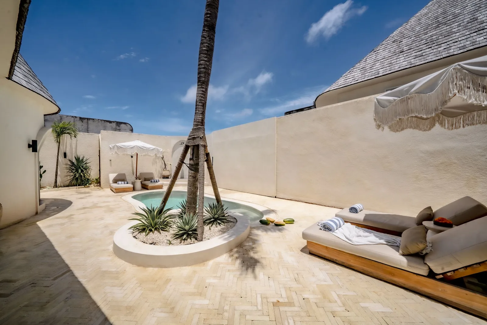 Savili Villas Nyang Nyang