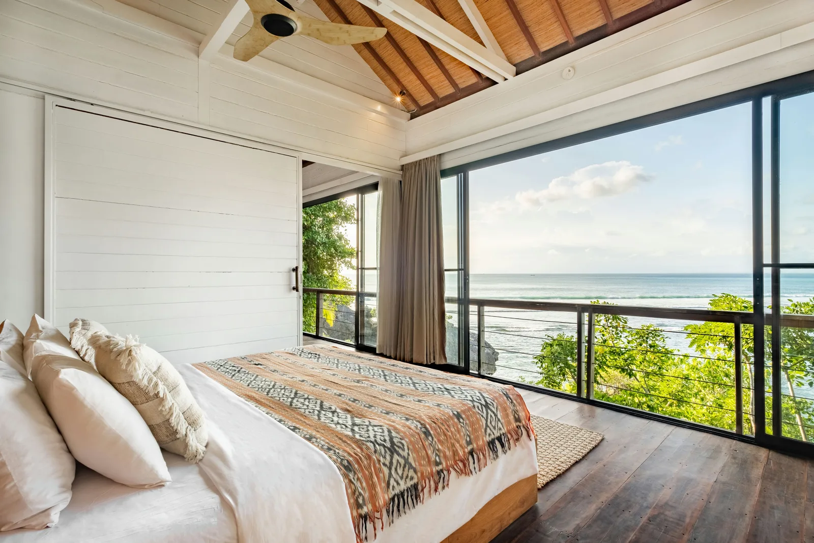 Santai by The Korowai Uluwatu