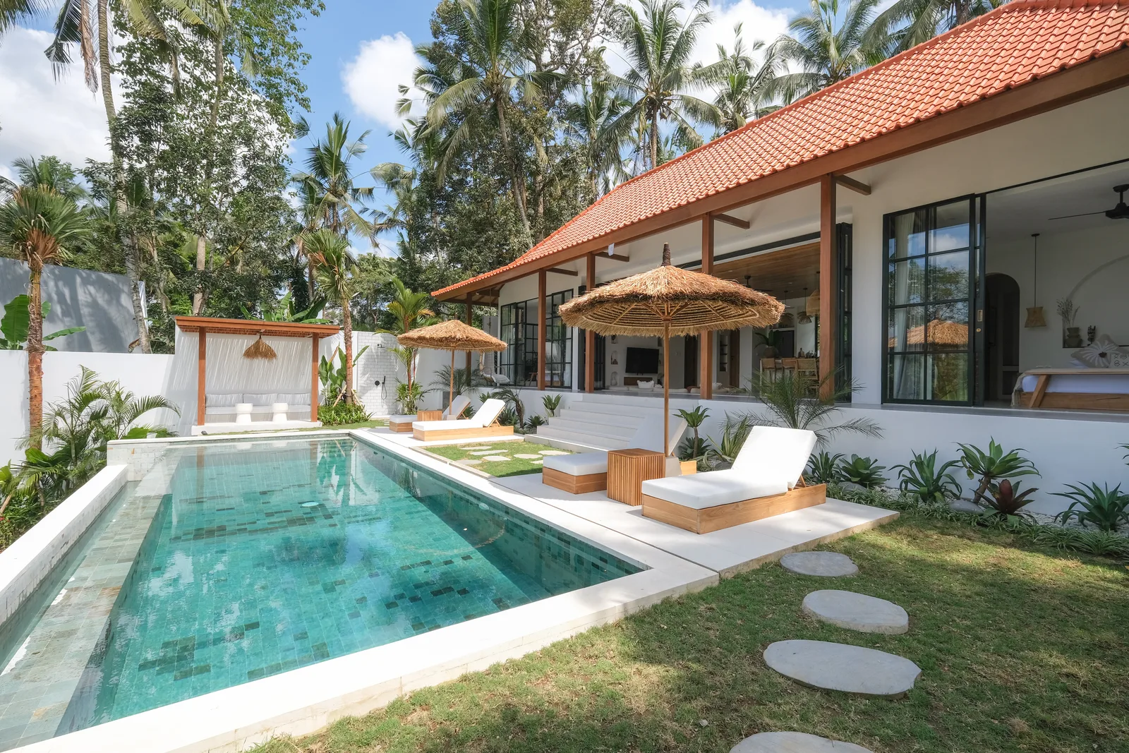 Villa Lestari