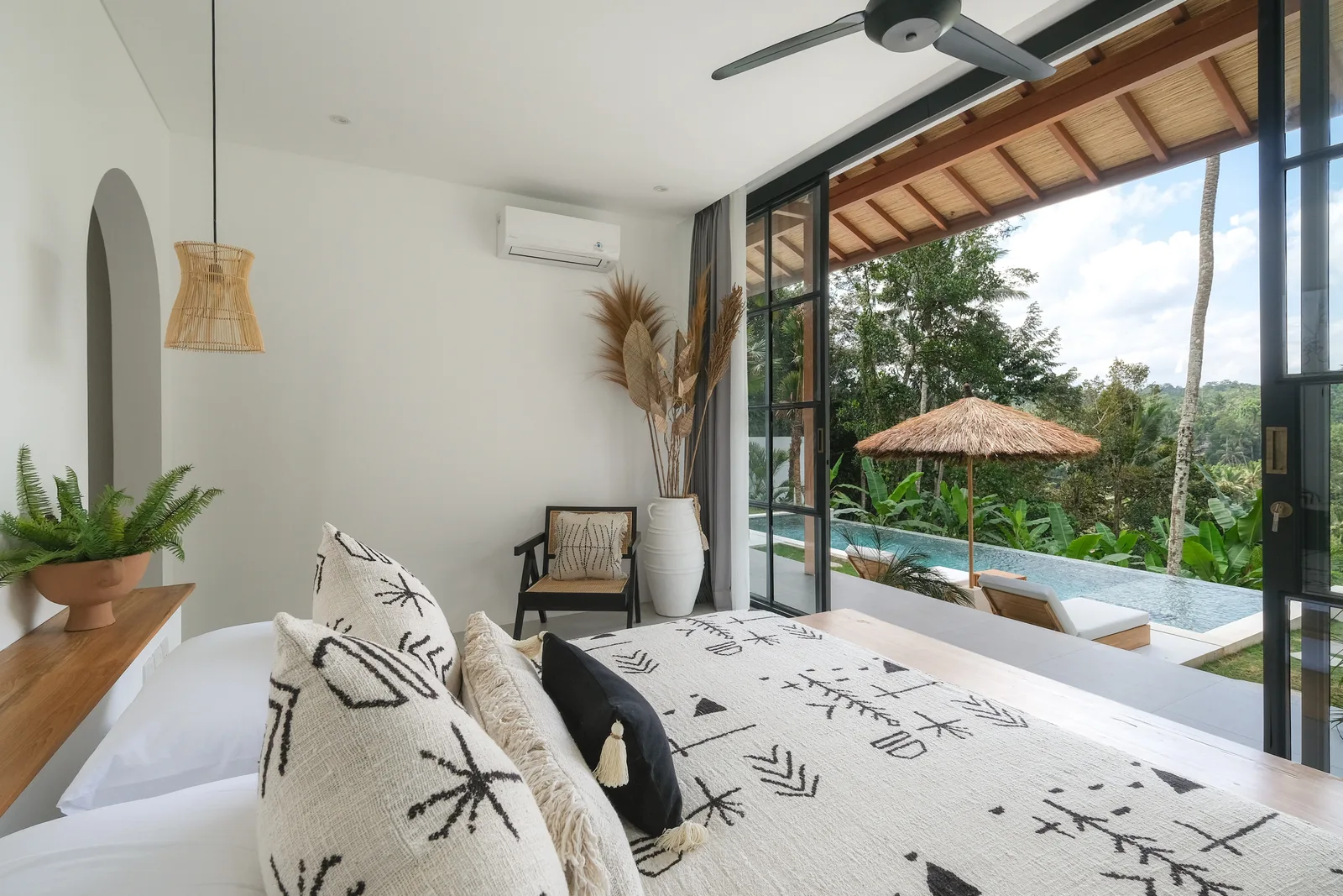 Villa Lestari