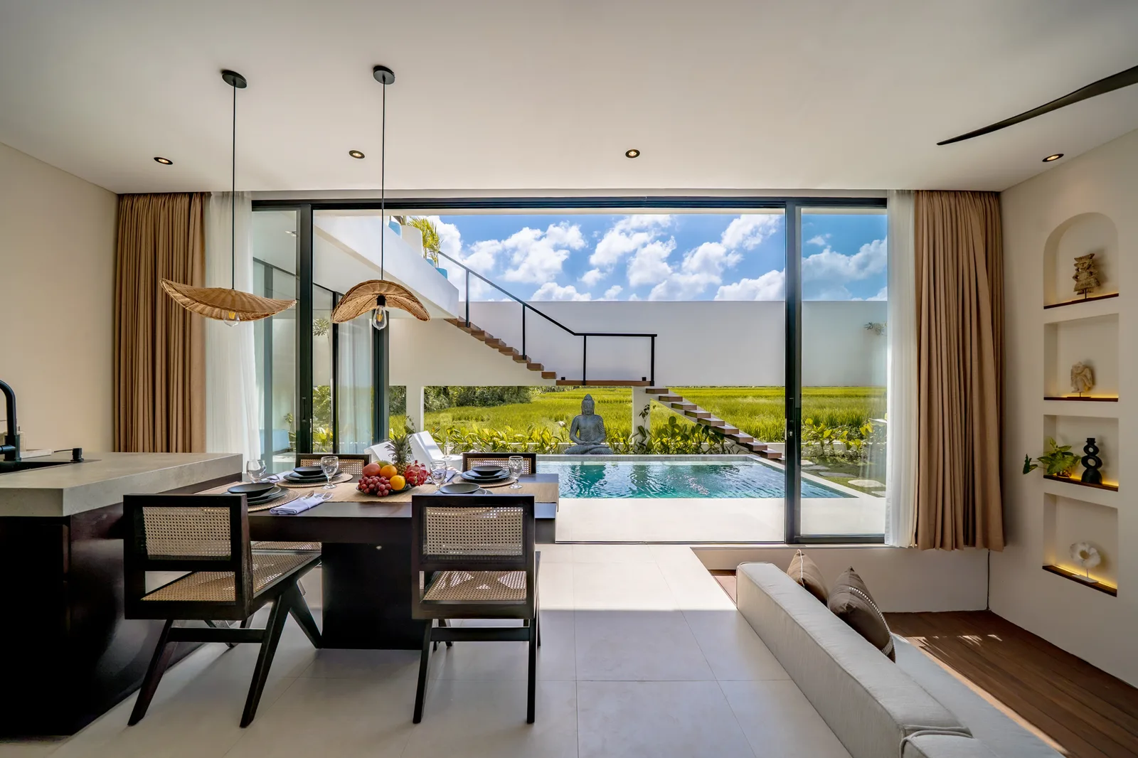 Villa Ambisi Kedungu