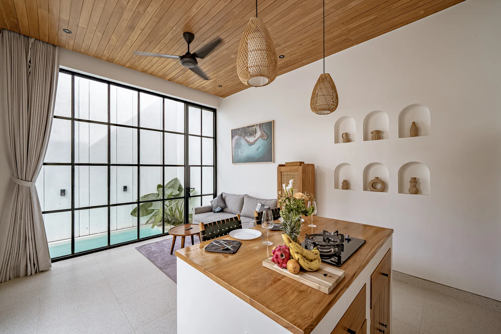 Villa Sunny Day Suites