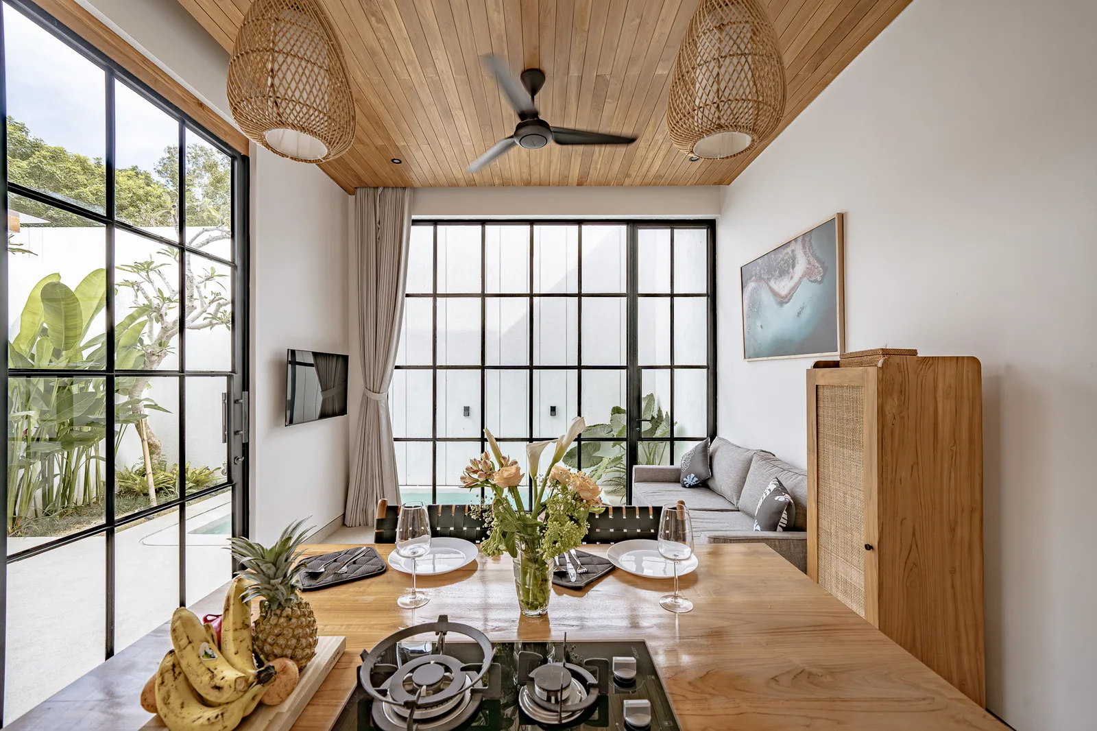 Villa Sunny Day Suites