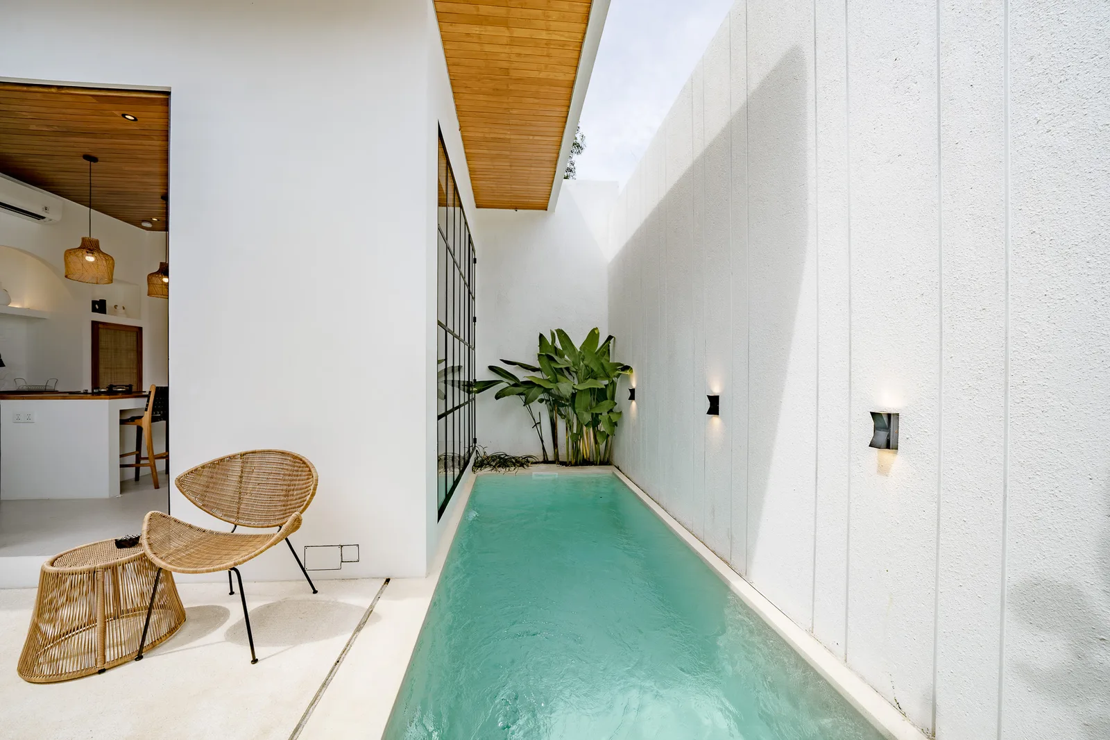 Villa Sunny Day Suites