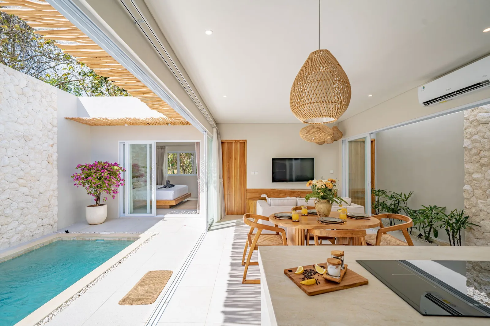 Rocha Villa Uluwatu