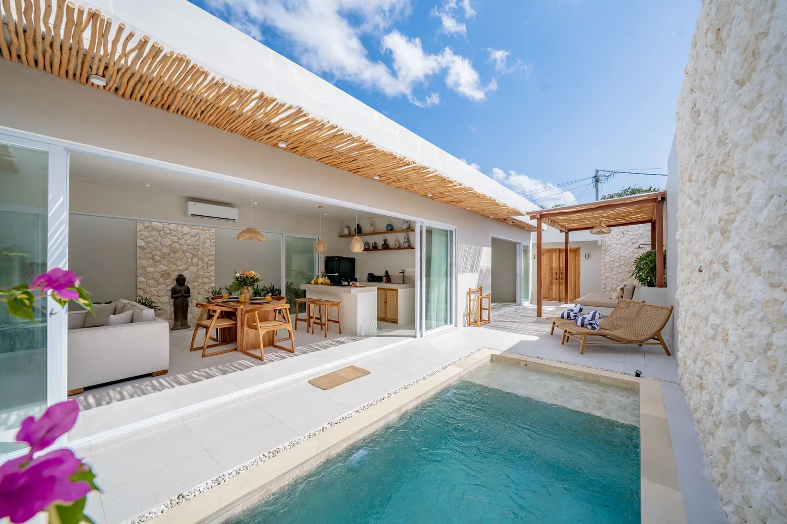 Rocha Villa Uluwatu