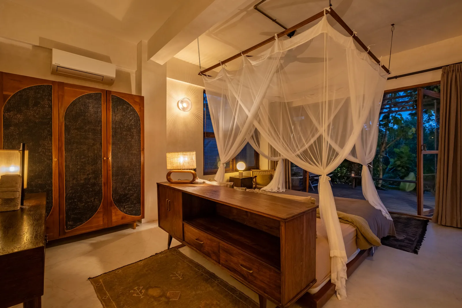 Nowhere Villa