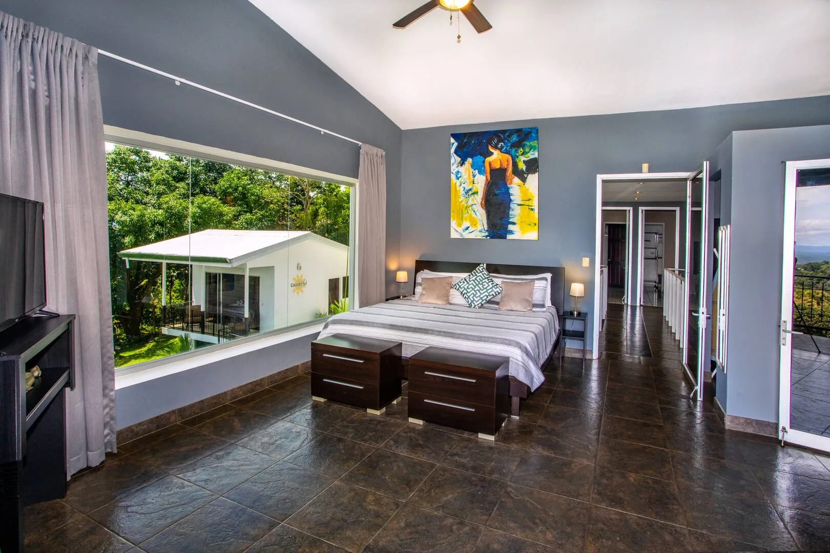 MA-10 — Sunset View Villa in Manuel Antonio with Private Guest House & Pool