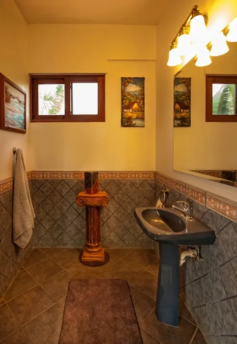 TA-06 — Tamarindo Vacation Villa
