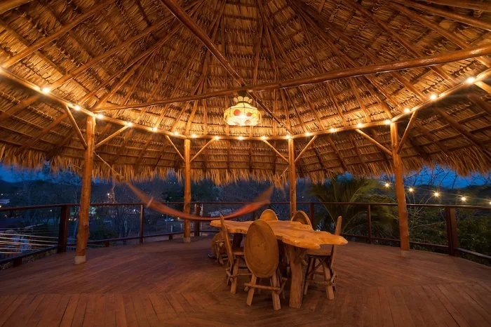 TA-06 — Tamarindo Vacation Villa