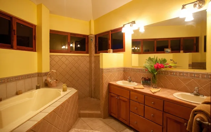TA-06 — Tamarindo Vacation Villa