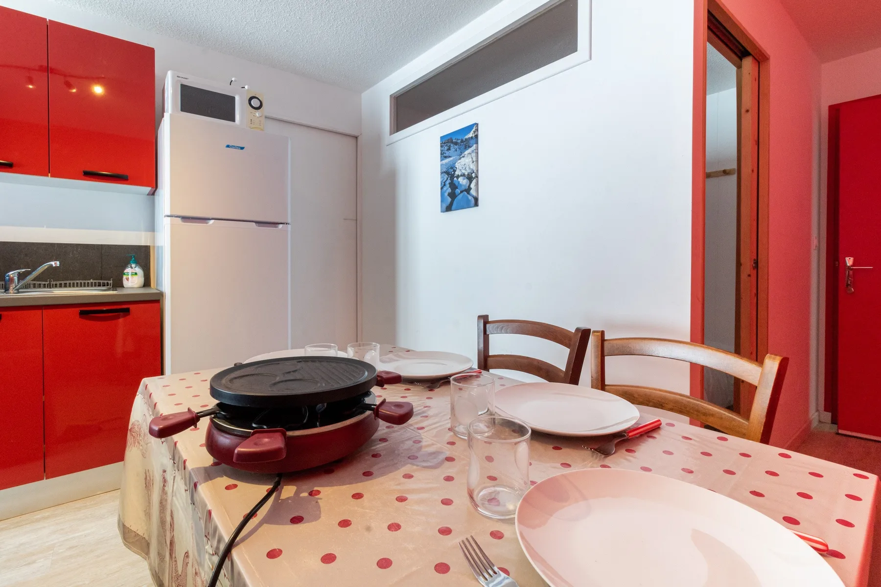 Apartment for 6, 280 m from the slopes