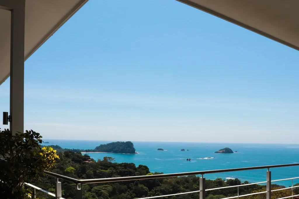 MA-25 — Ocean View Family Villa