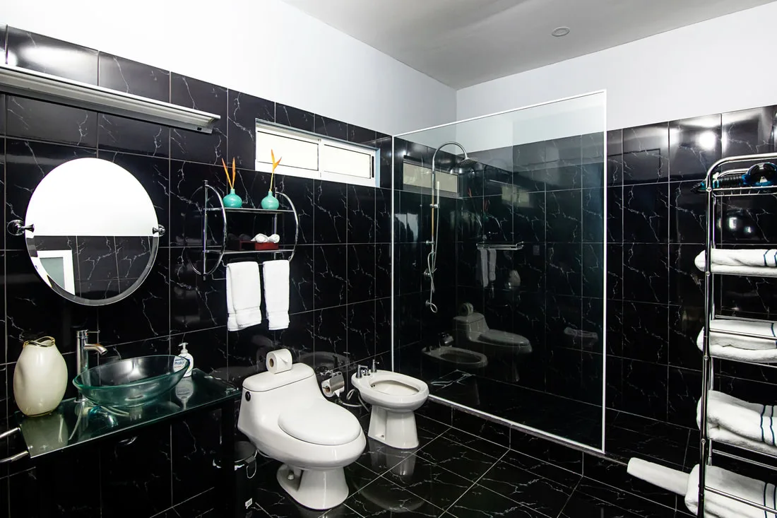 MA-25 — Ocean View Family Villa