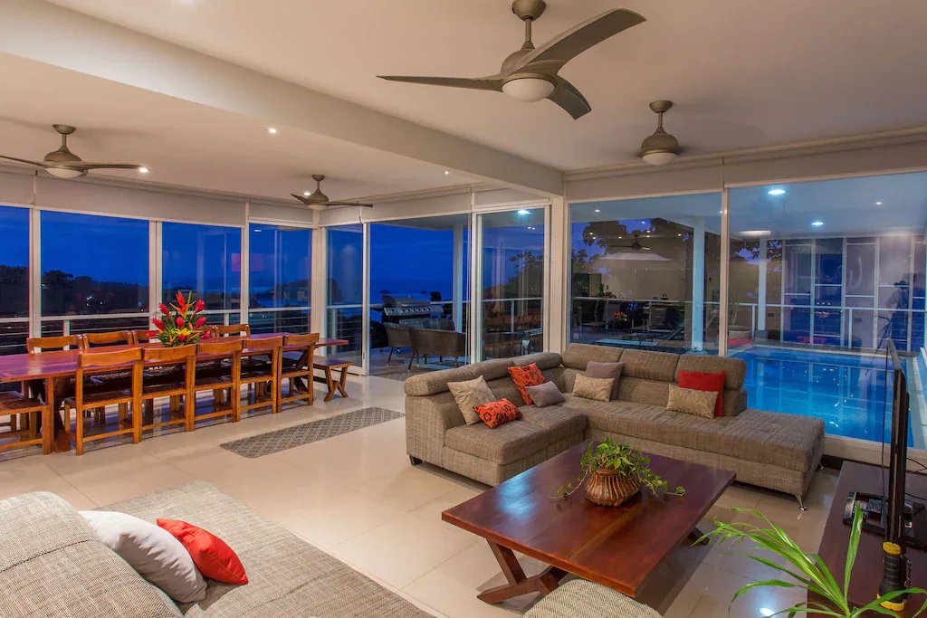 MA-25 — Ocean View Family Villa