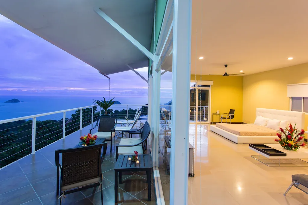 MA-25 — Ocean View Family Villa