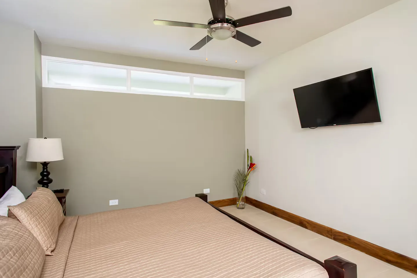 MA-25 — Ocean View Family Villa