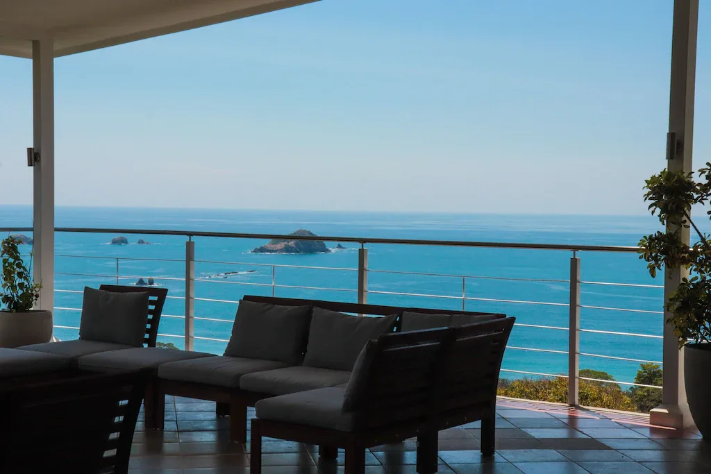 MA-25 — Ocean View Family Villa