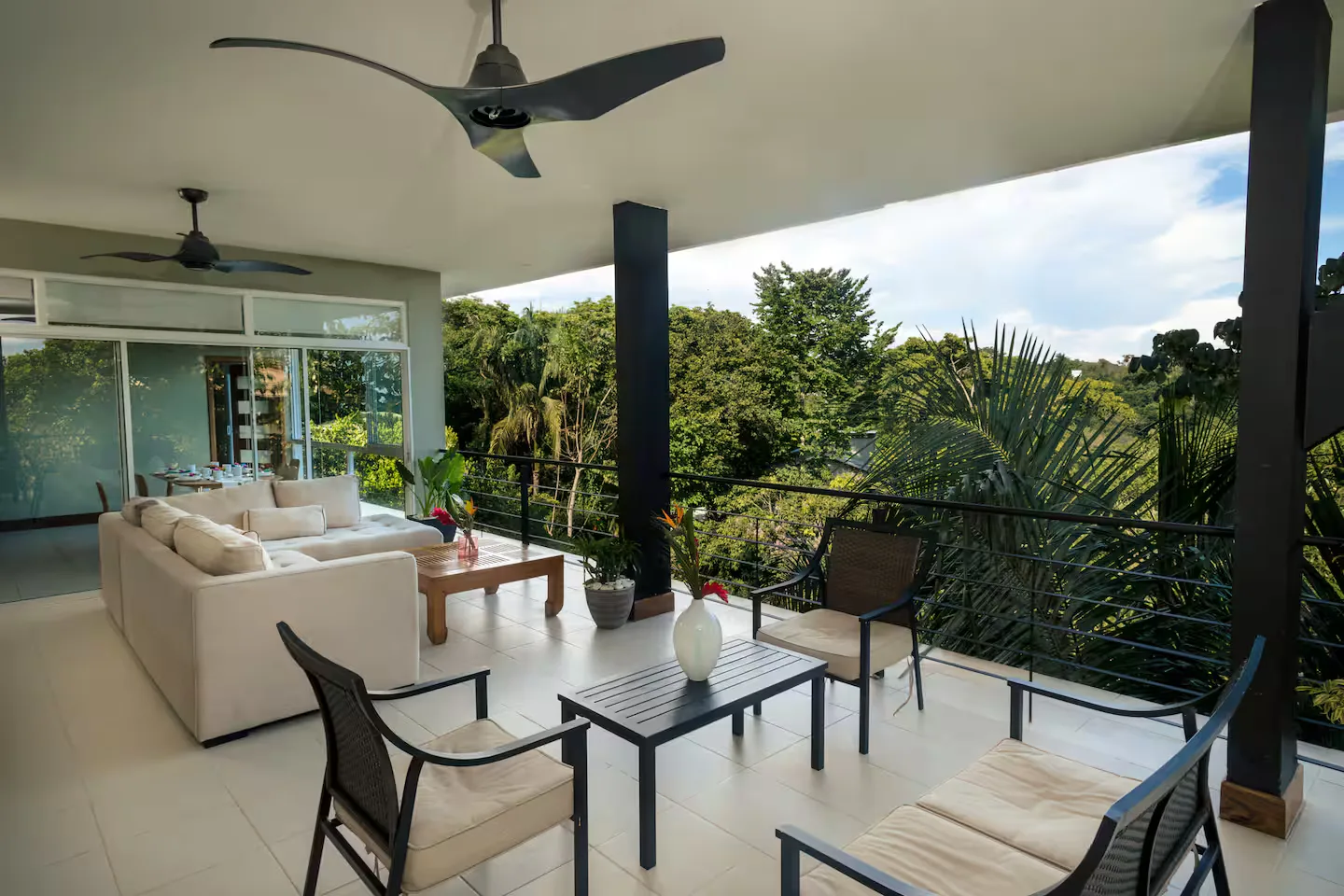 MA-25 — Ocean View Family Villa