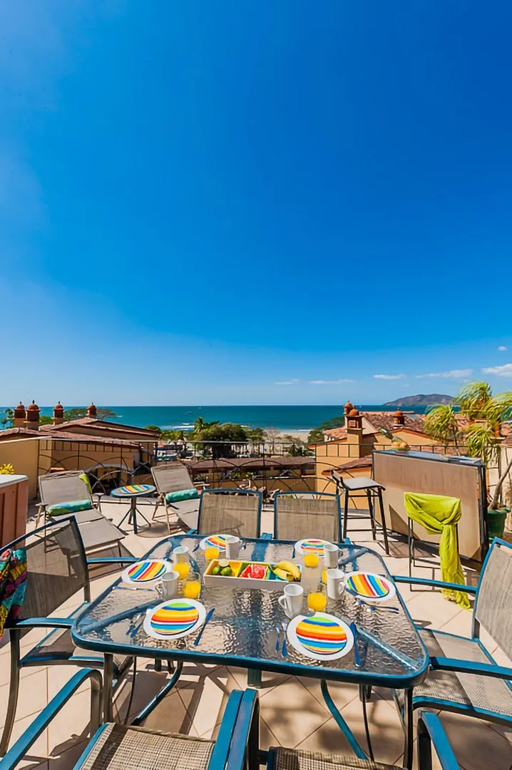TA-05 — Tamarindo Penthouse Villa