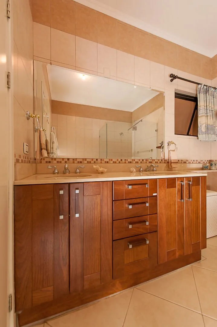 TA-05 — Tamarindo Penthouse Villa