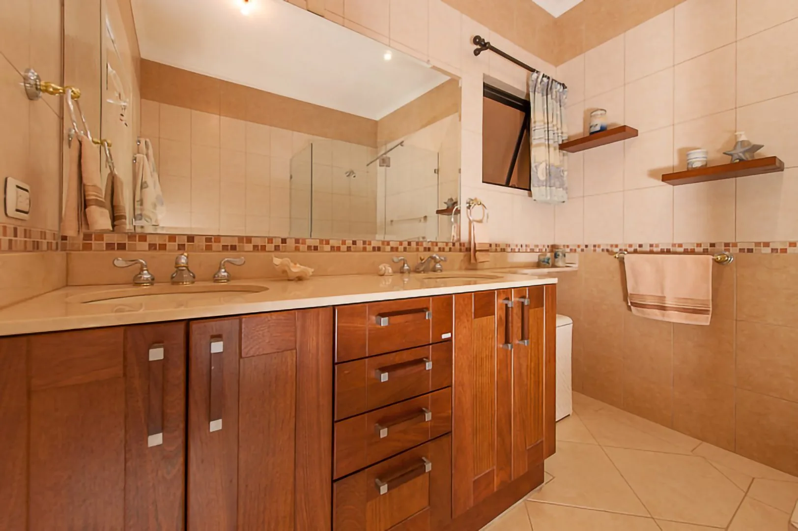 TA-05 — Tamarindo Penthouse Villa