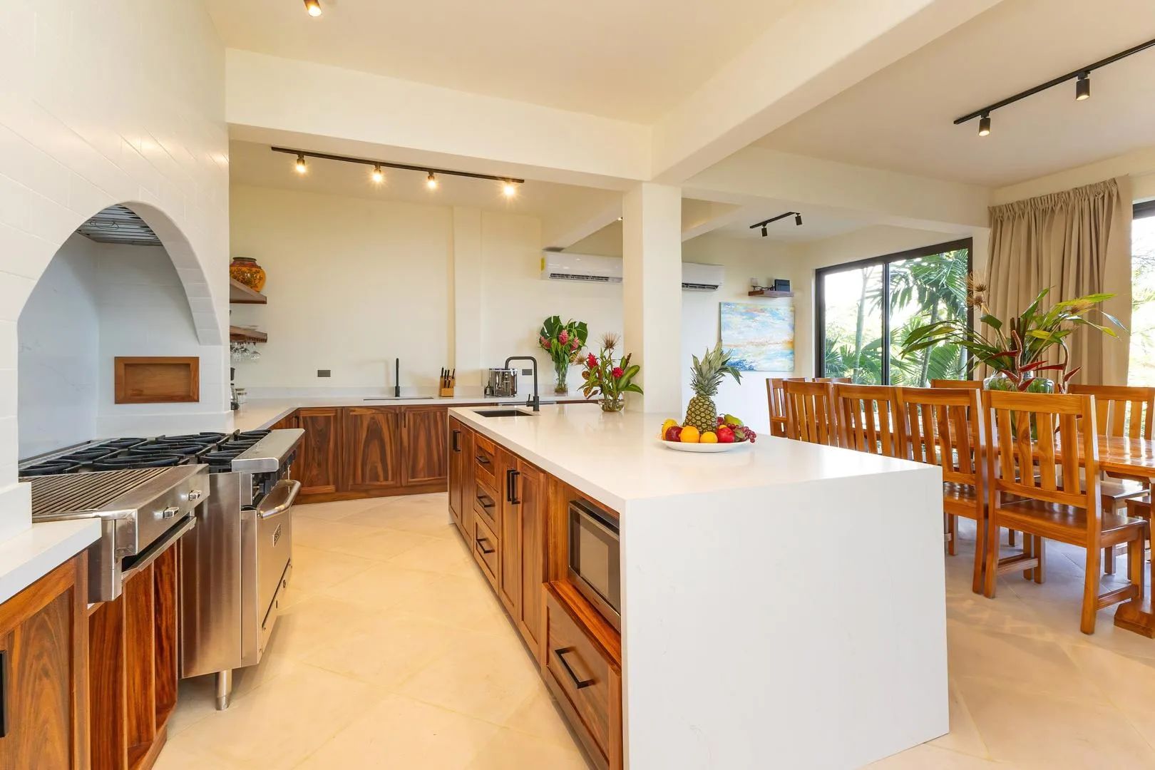 MA-06 — Ocean View Villa with Private Sky Suite