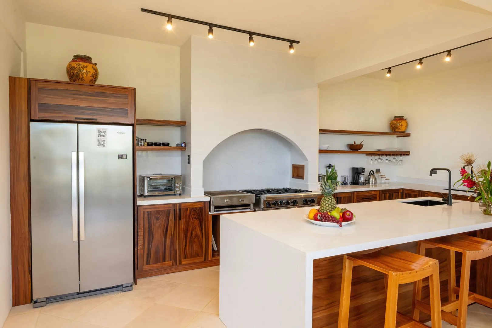 MA-06 — Ocean View Villa with Private Sky Suite