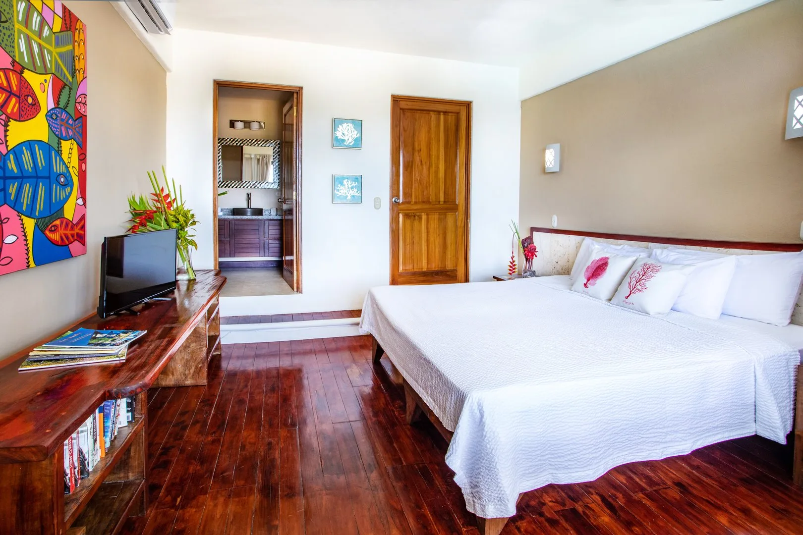 MA-06 — Ocean View Villa with Private Sky Suite