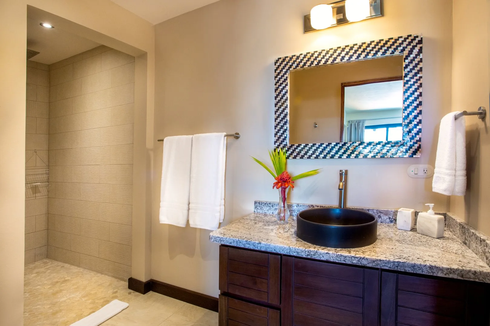 MA-06 — Ocean View Villa with Private Sky Suite