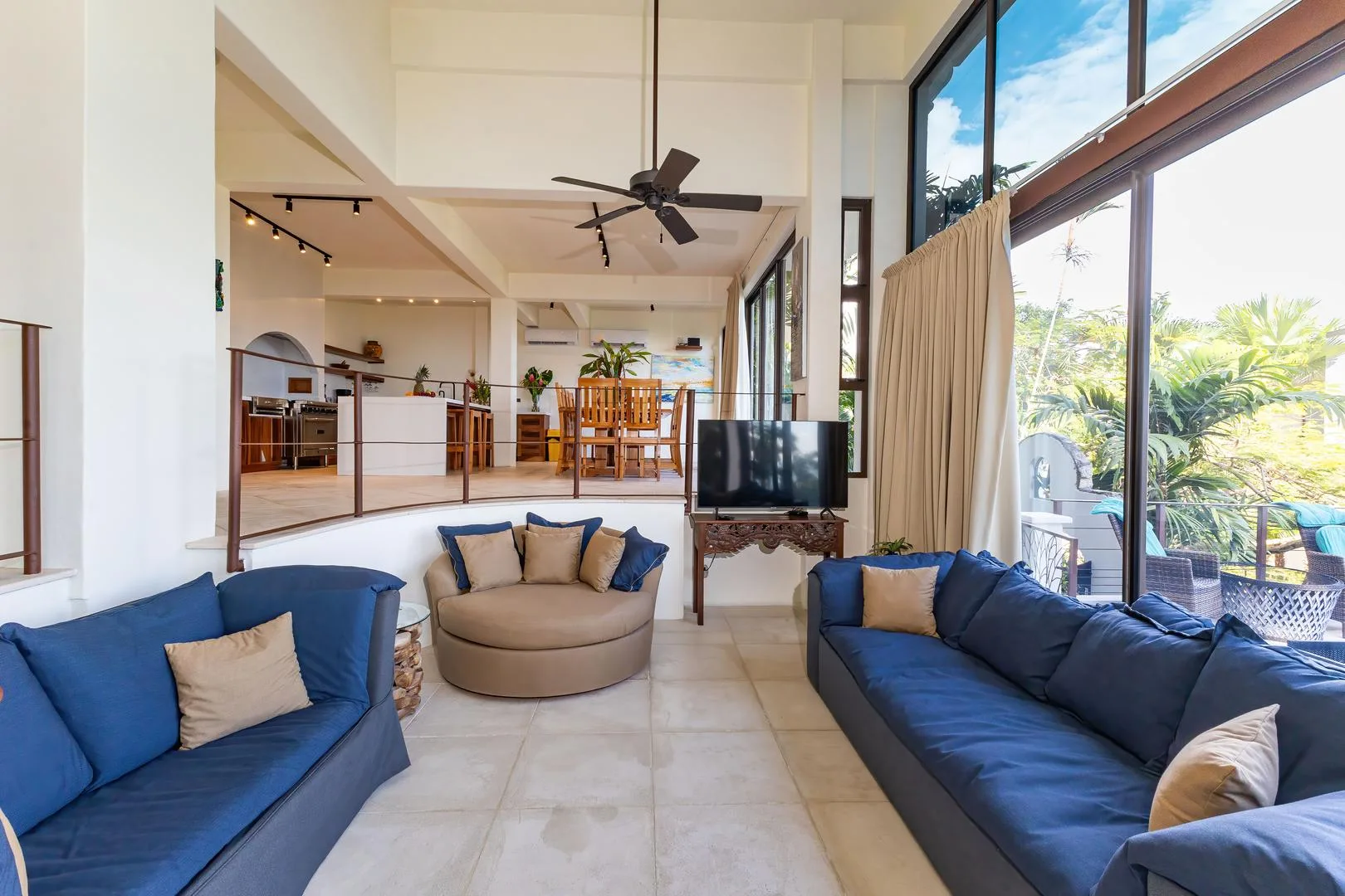 MA-06 — Ocean View Villa with Private Sky Suite