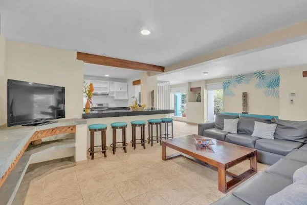 Casa Cortes Beachfront Villa