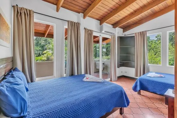 Casa Cortes Beachfront Villa