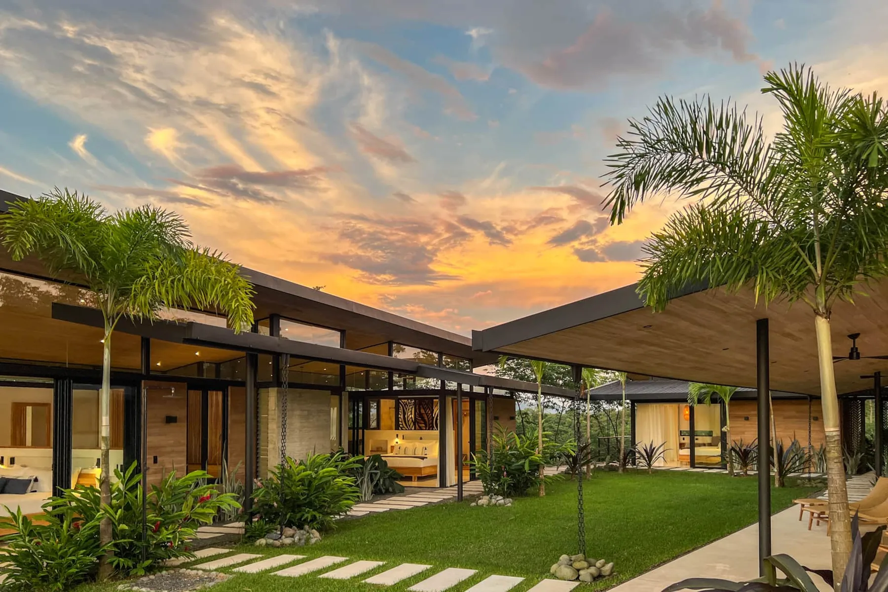Villa Paloma, Santa Teresa
